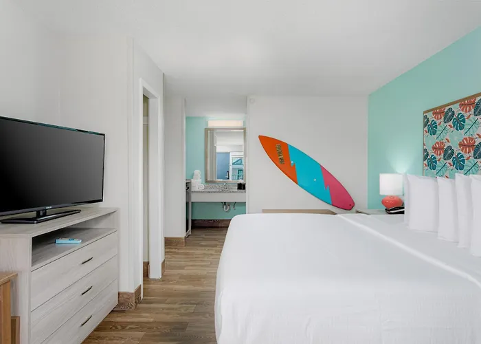 Surf & Sand Hotel